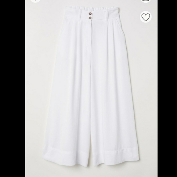 Wide-cut White Culottes – 6  - Picture 2 of 5